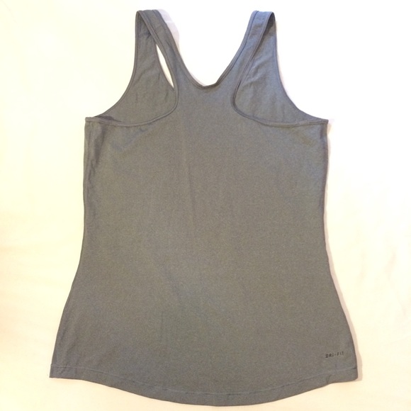 Nike Pro Tank Top - Picture 3 of 4